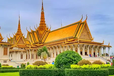 Travel to Phnom Penh